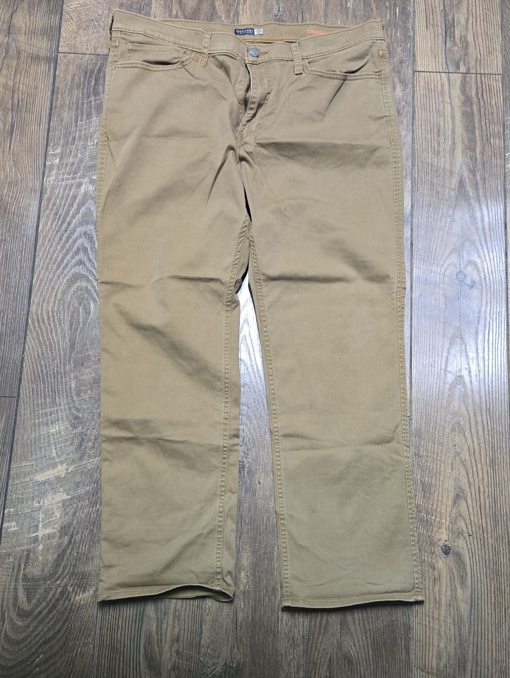 Docker's Men's Tan Pants